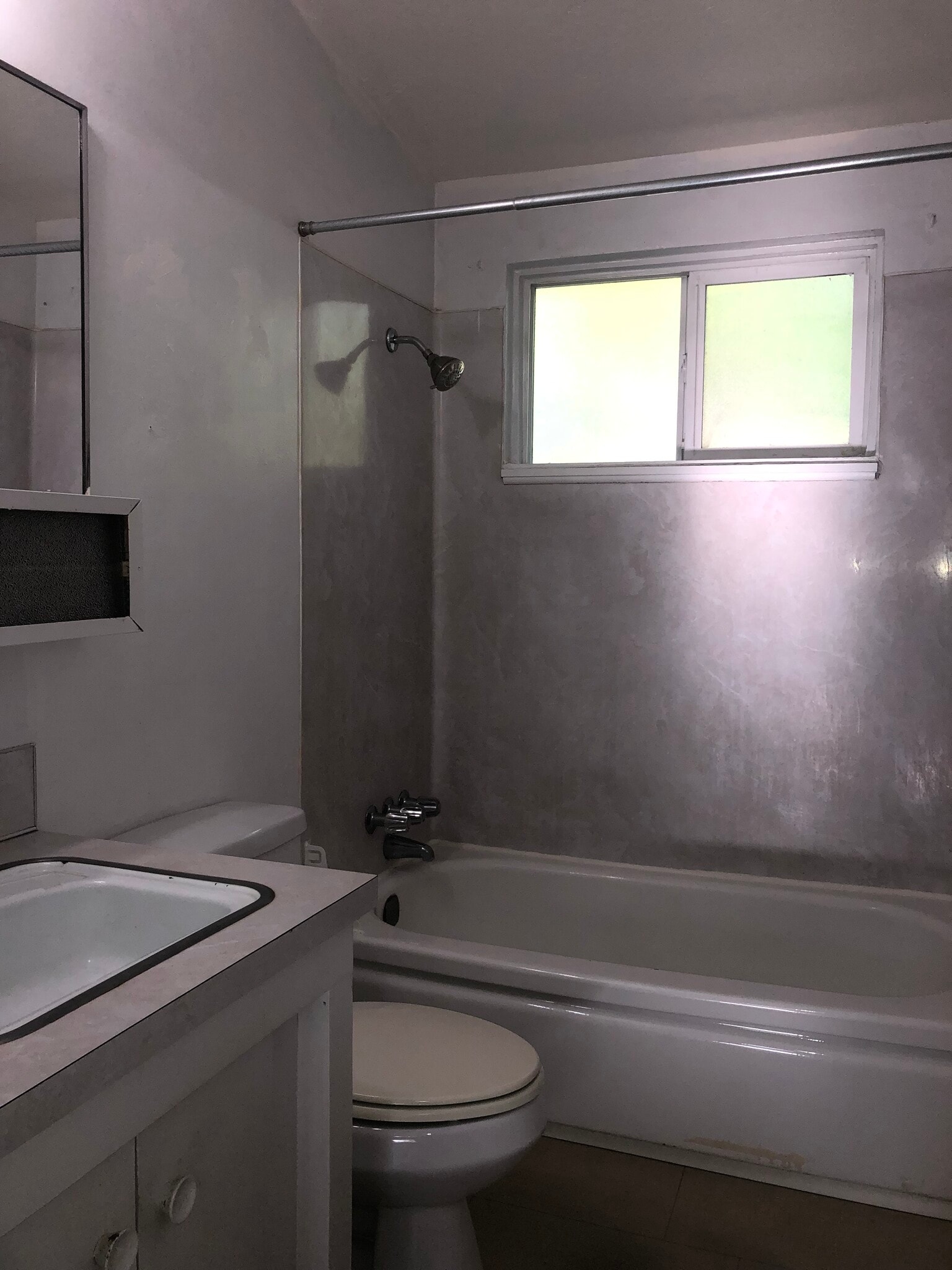 Building Photo - 501 13th St