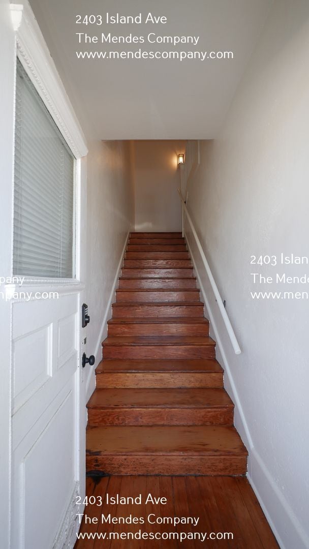 Building Photo - 2403 Island Ave