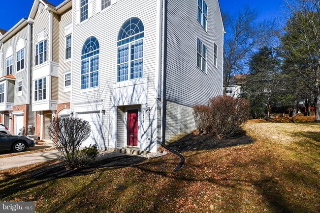 Building Photo - 5908 Grenfell Loop