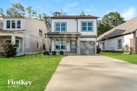 Building Photo - 2775 Village Ln