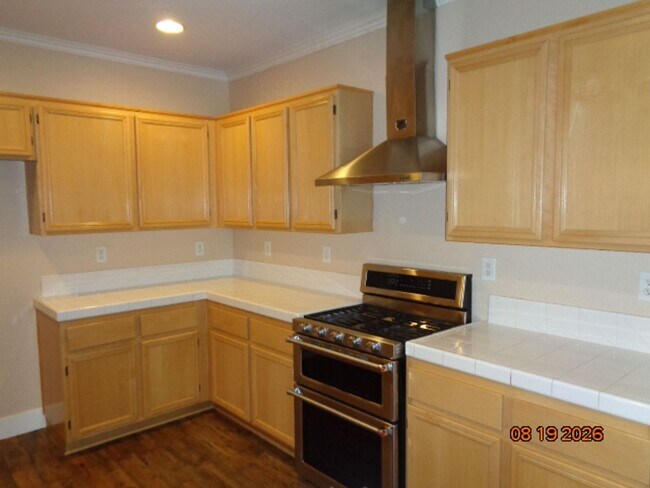 Building Photo - 42944 Edson Ave