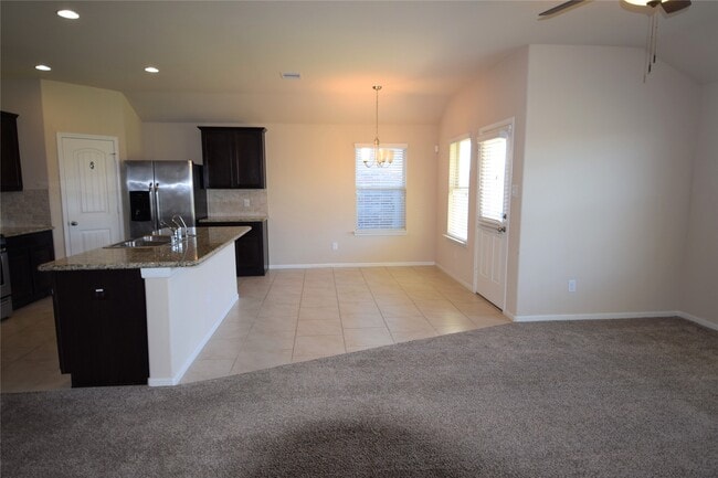 Building Photo - 3042 Village Creek Dr