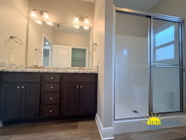 Building Photo - Gorgeous 4 Bedroom Home in Shiloh Place