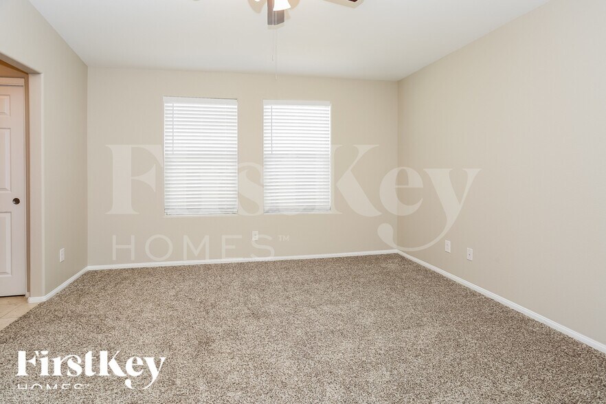 Building Photo - 7506 Edgartown Harbor St