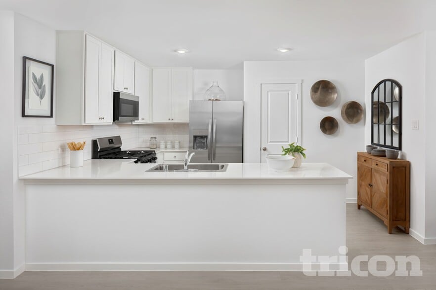 Building Photo - 15217 Grappling Irons Ln