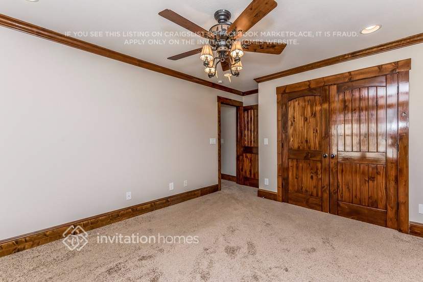 Building Photo - 6223 Spring Lake Dr