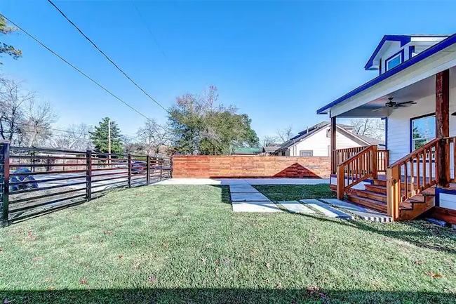 Building Photo - 8110 Helmers St