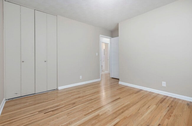 Building Photo - 3857 Darlene Dr