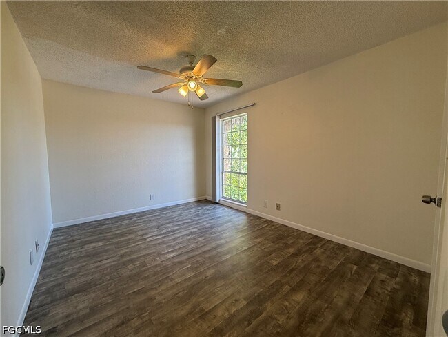Building Photo - 3257 Prince Edward Island Cir