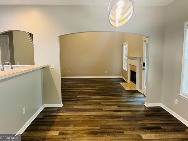 Building Photo - 26 Cliffhaven Cir
