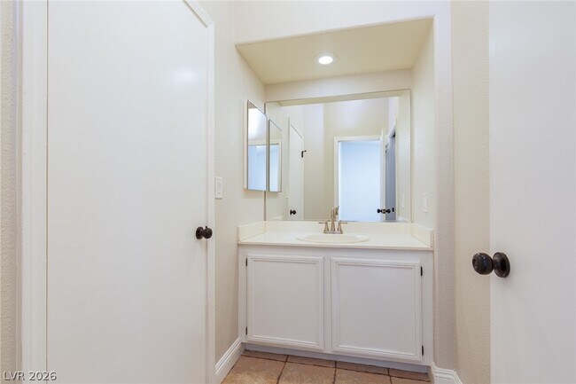 Building Photo - 5748 Chisolm Trail