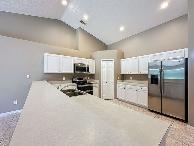 Building Photo - Poinciana single family home in Village 7,...
