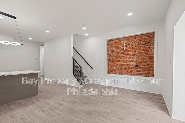 Building Photo - 1823 N Van Pelt St