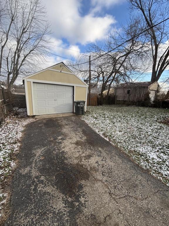 Building Photo - 1816 Brownell Rd