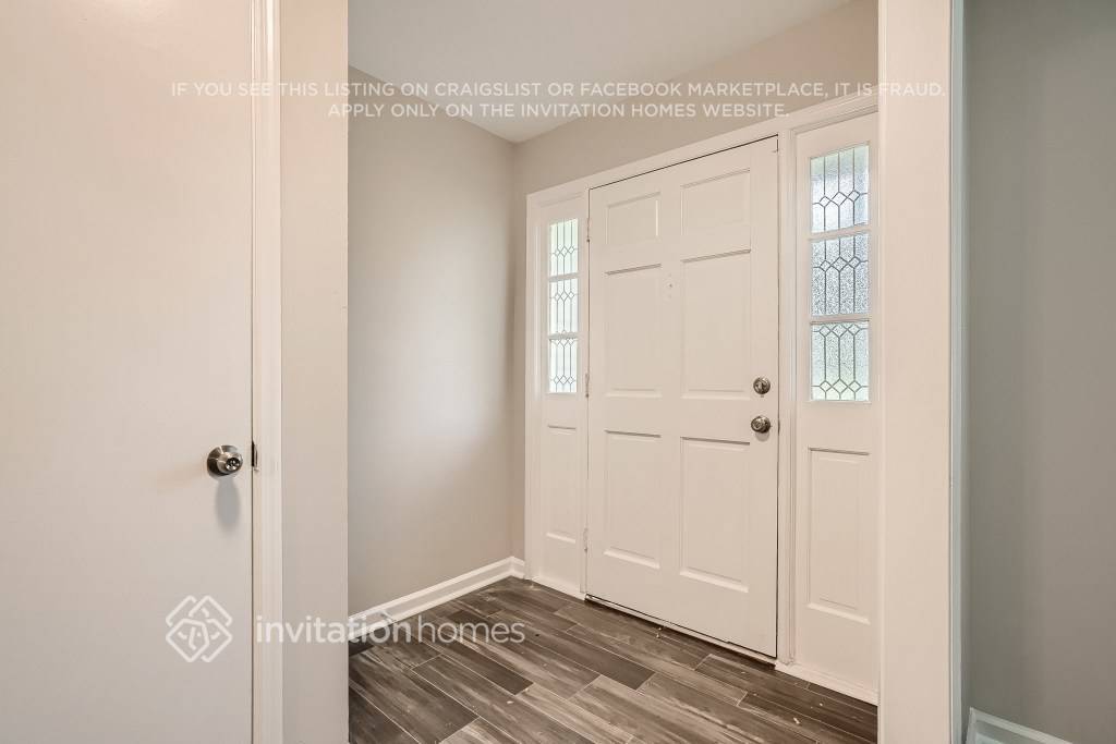 Building Photo - 2360 Sandgate Rd SW