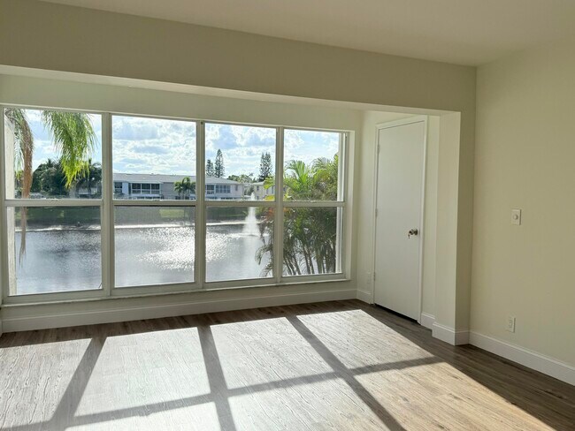 Building Photo - 1340 NW 18th Ave