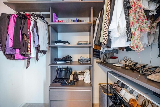 Building Photo - 1451 Brickell Ave