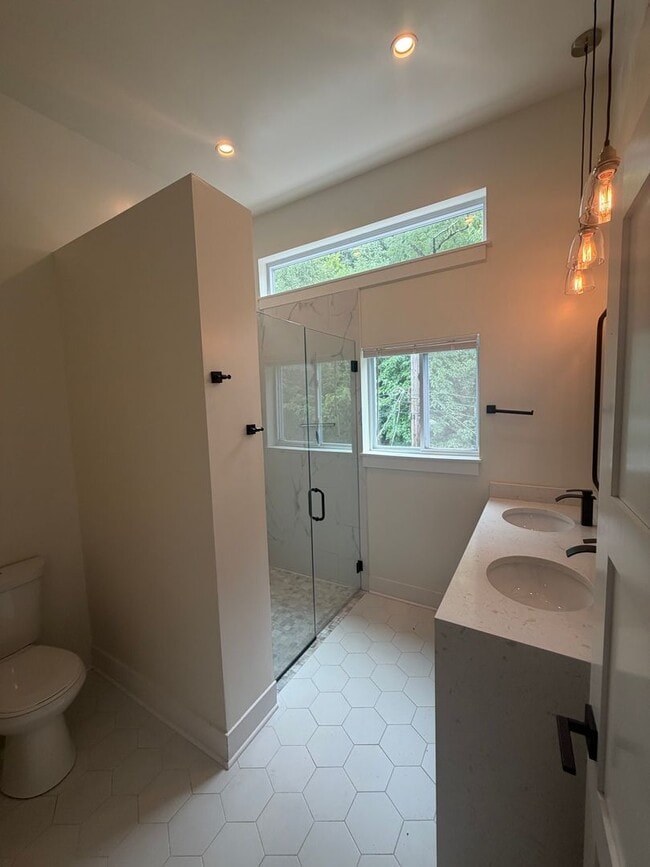 Building Photo - Lawrenceville 3 Bed, 2.5 Bath House with Parking for Lease July 1!