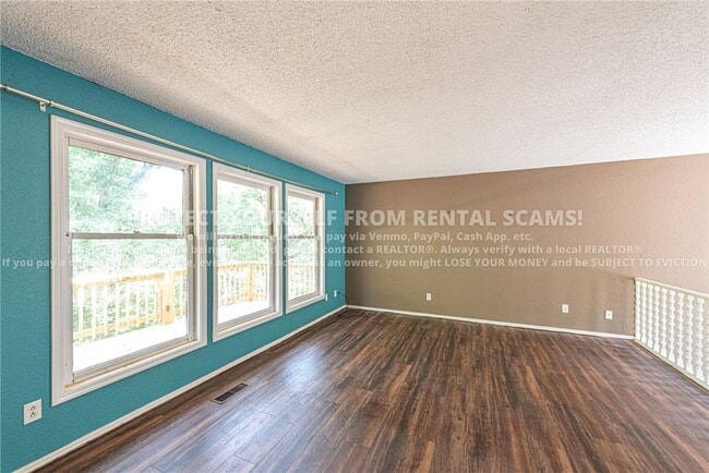 Building Photo - 27 Estes Dr