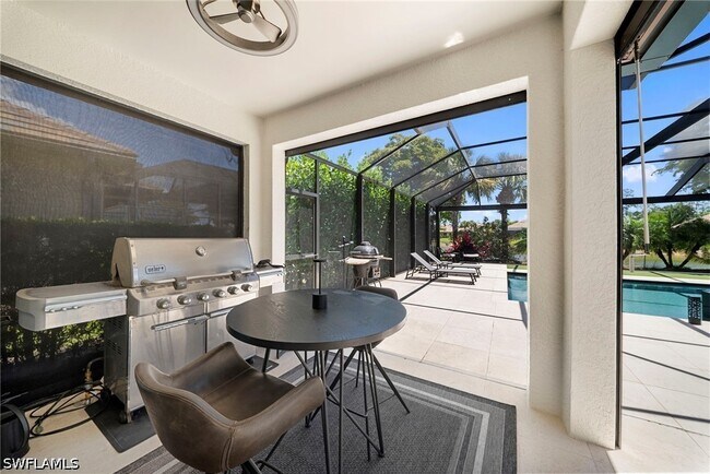 Building Photo - 7052 Live Oak Dr