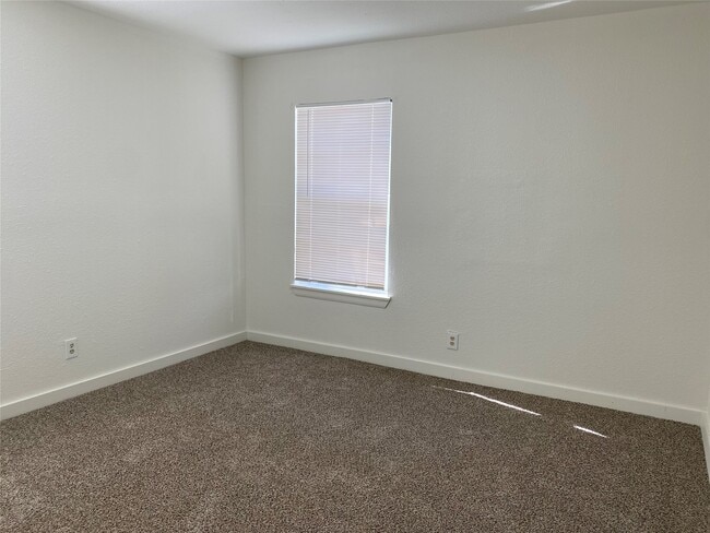 Building Photo - 120 Weldon St