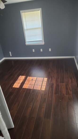 Bedroom - 2614 N Galvez St