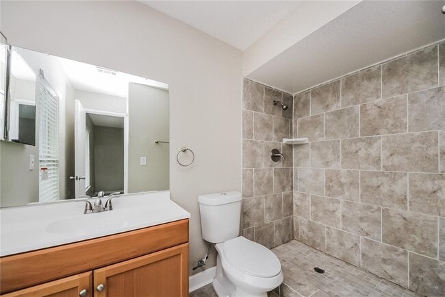 Building Photo - 713 E Flag Way