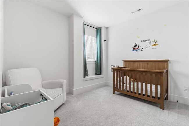 Building Photo - 450 Fox Trl