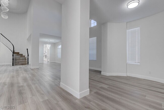 Building Photo - 72 Dollar Pointe Ave