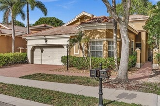 Building Photo - 5828 NW 121st Ave