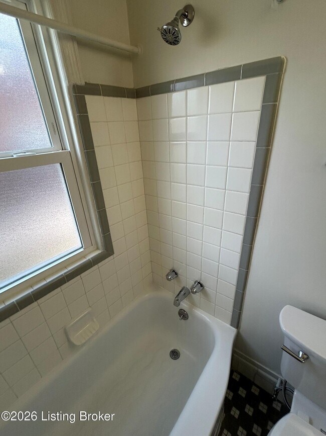 Building Photo - 3007 Bowman Ave