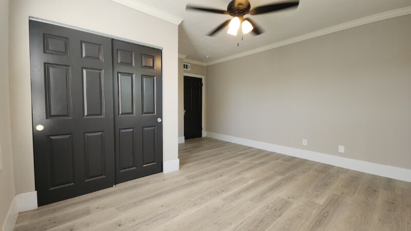 Building Photo - 803 Westwood Dr