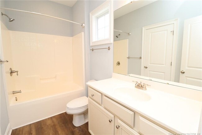 Building Photo - 5013 Sunny Creek Ln