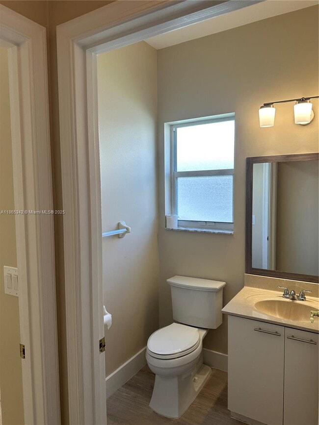 Building Photo - 4955 SW 166th Ave