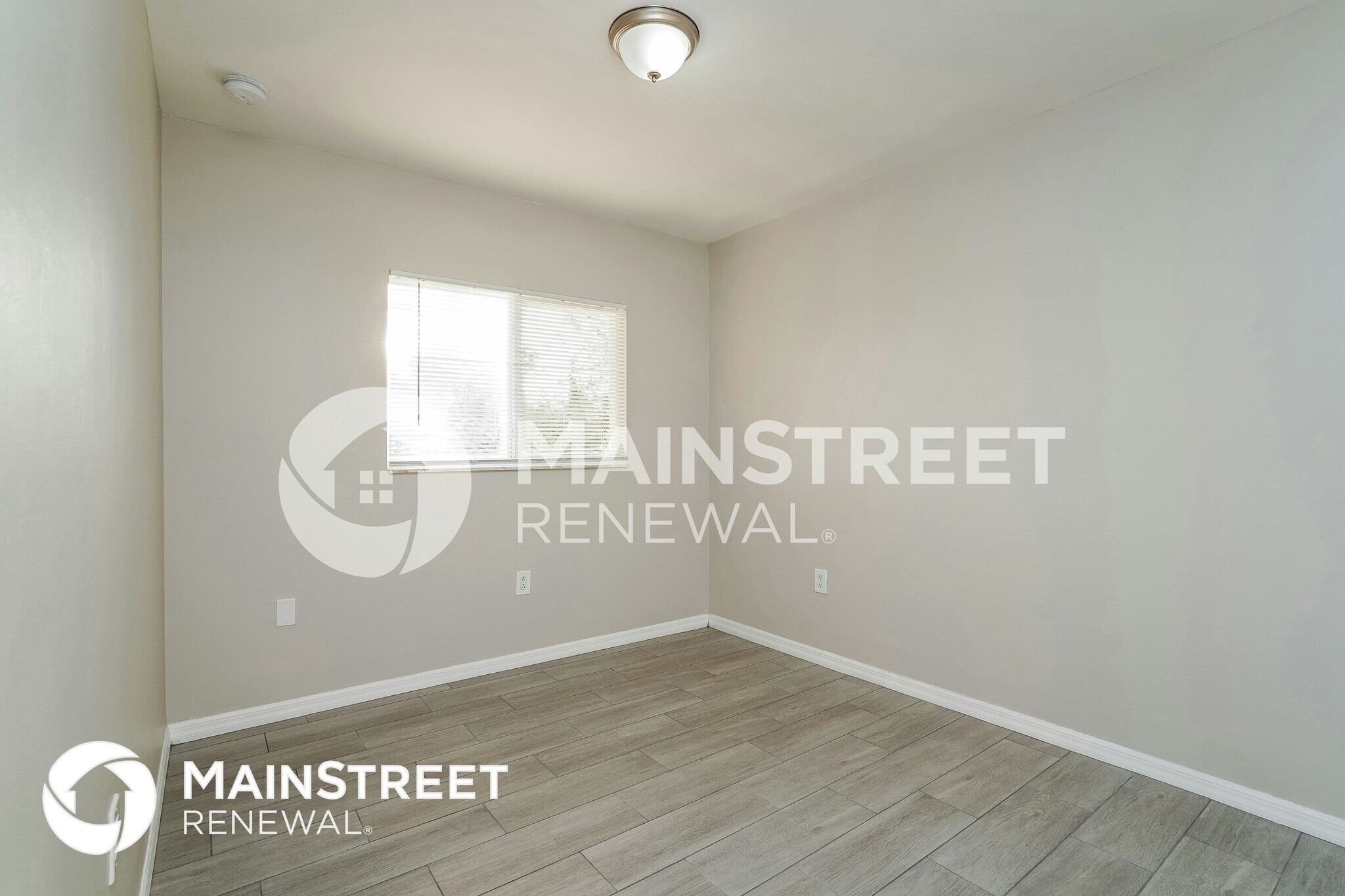 Building Photo - 3203 34th St SW