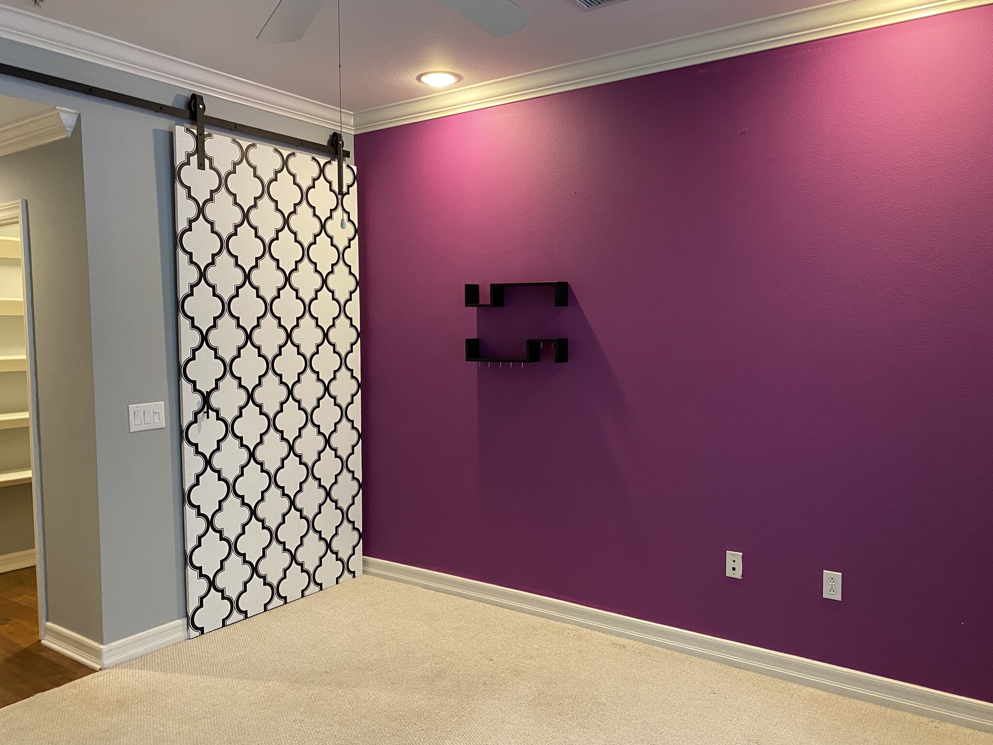 Building Photo - 1480 Broadway