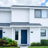 Building Photo - 102 Shoreview Dr