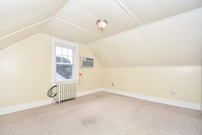 Building Photo - 36 Whittier Rd