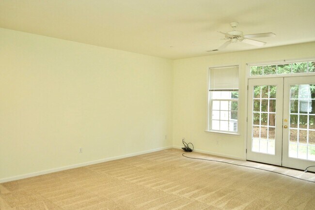 Building Photo - 1119 Somer Chase Ct