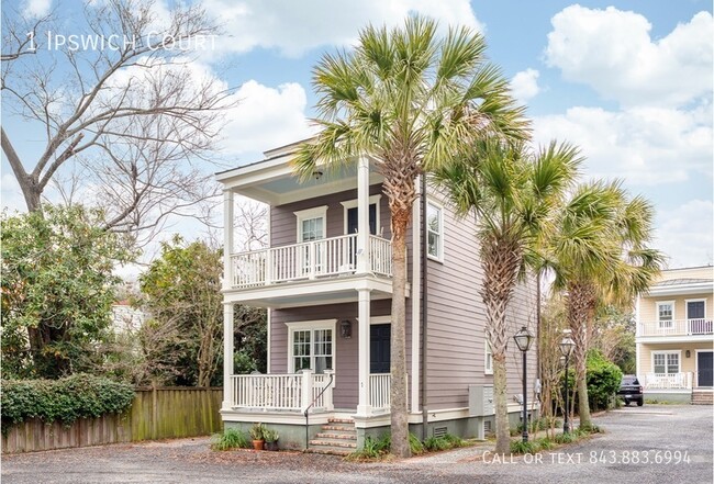 Building Photo - Beautiful House Just 2 Blocks From MUSC | ...