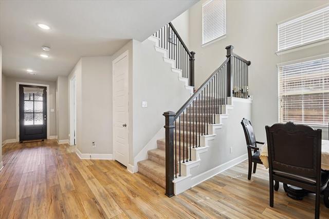 Building Photo - 345 Greenbriar Rd