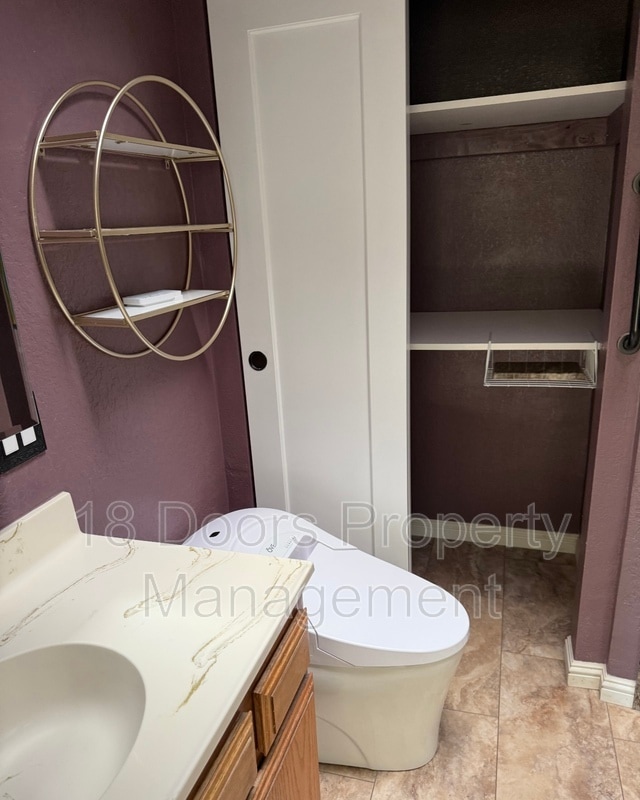 Building Photo - 3012 Skipper St