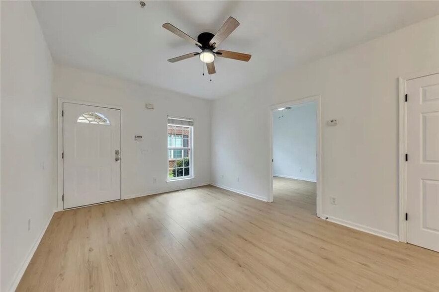 Building Photo - 1651 Massachusetts Ave SW