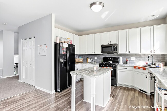Building Photo - 1477 Sedgewood Ct