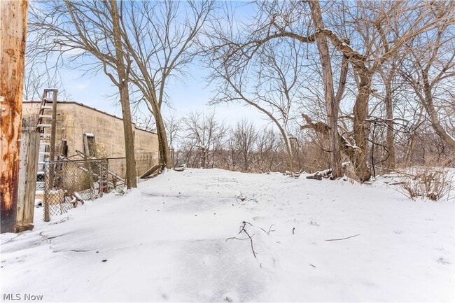 Building Photo - 1501 Botany Ave