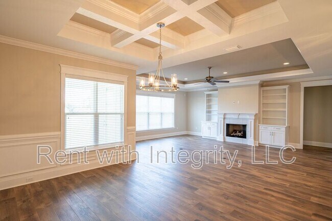 Building Photo - 165 Benoit Cir