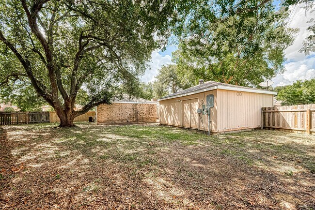 Building Photo - 3103 Ashford Arbor Dr