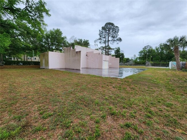 Building Photo - 501 SW 75th St