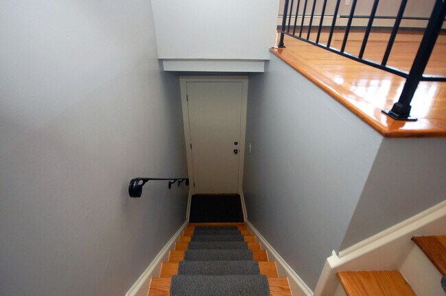 Building Photo - 599 Liberty Ave