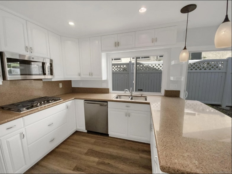 Building Photo - 11002 Promesa Dr